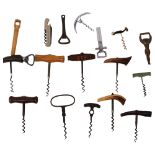 A collection and Vintage and other corkscrews, including horn-handled