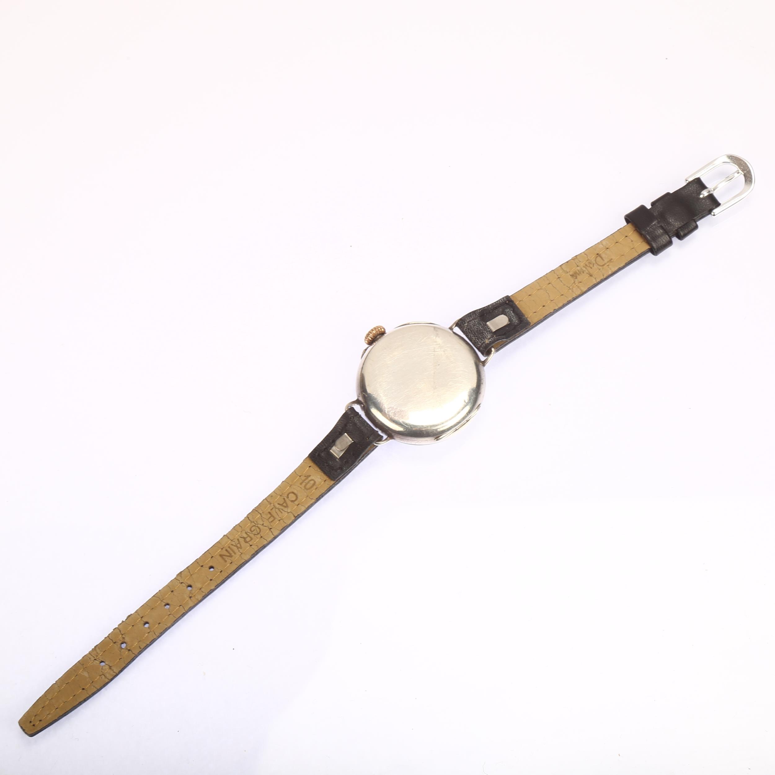 A First World War Period silver Officer's style trench mechanical wristwatch, circa 1914, white dial - Bild 3 aus 5