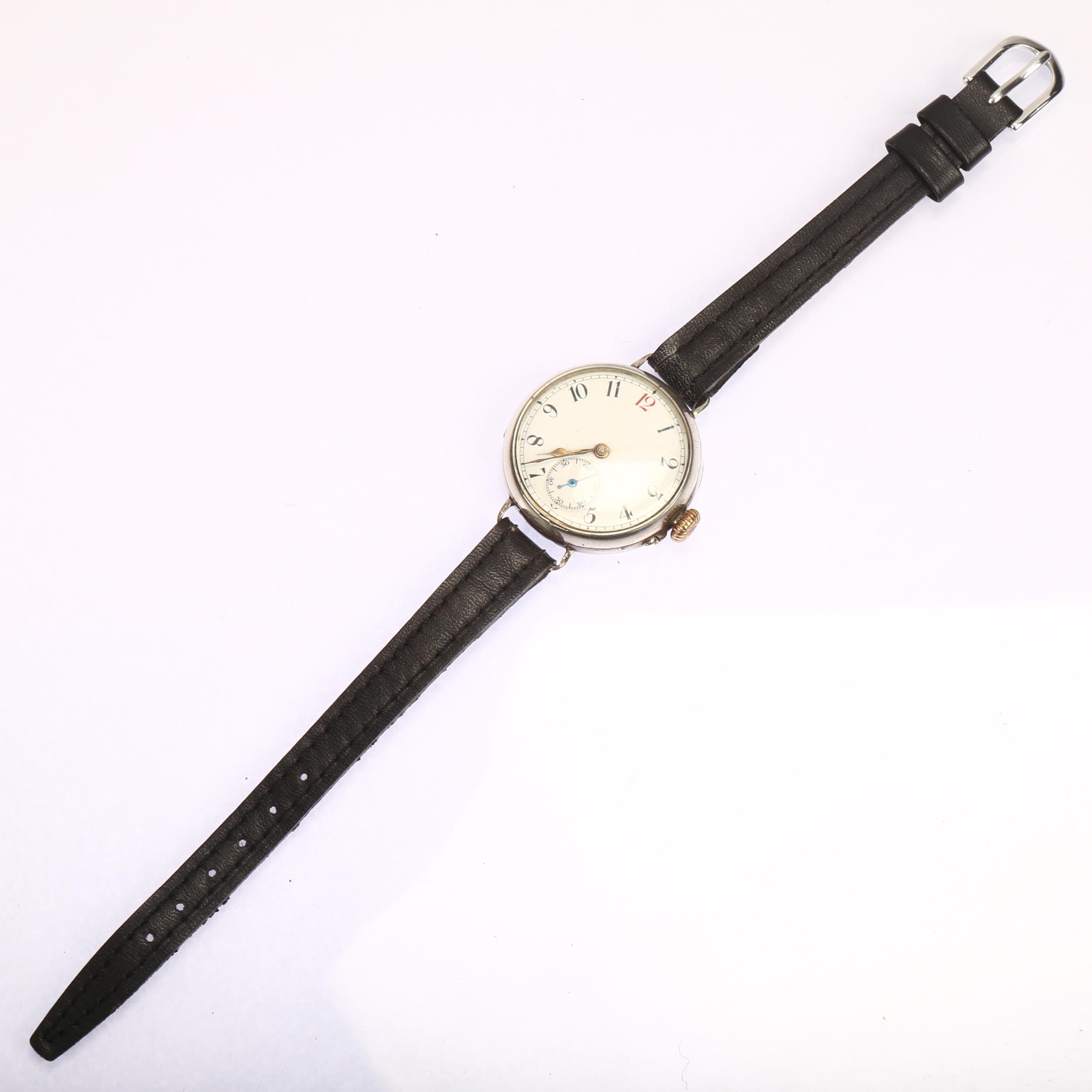 A First World War Period silver Officer's style trench mechanical wristwatch, circa 1914, white dial - Bild 2 aus 5