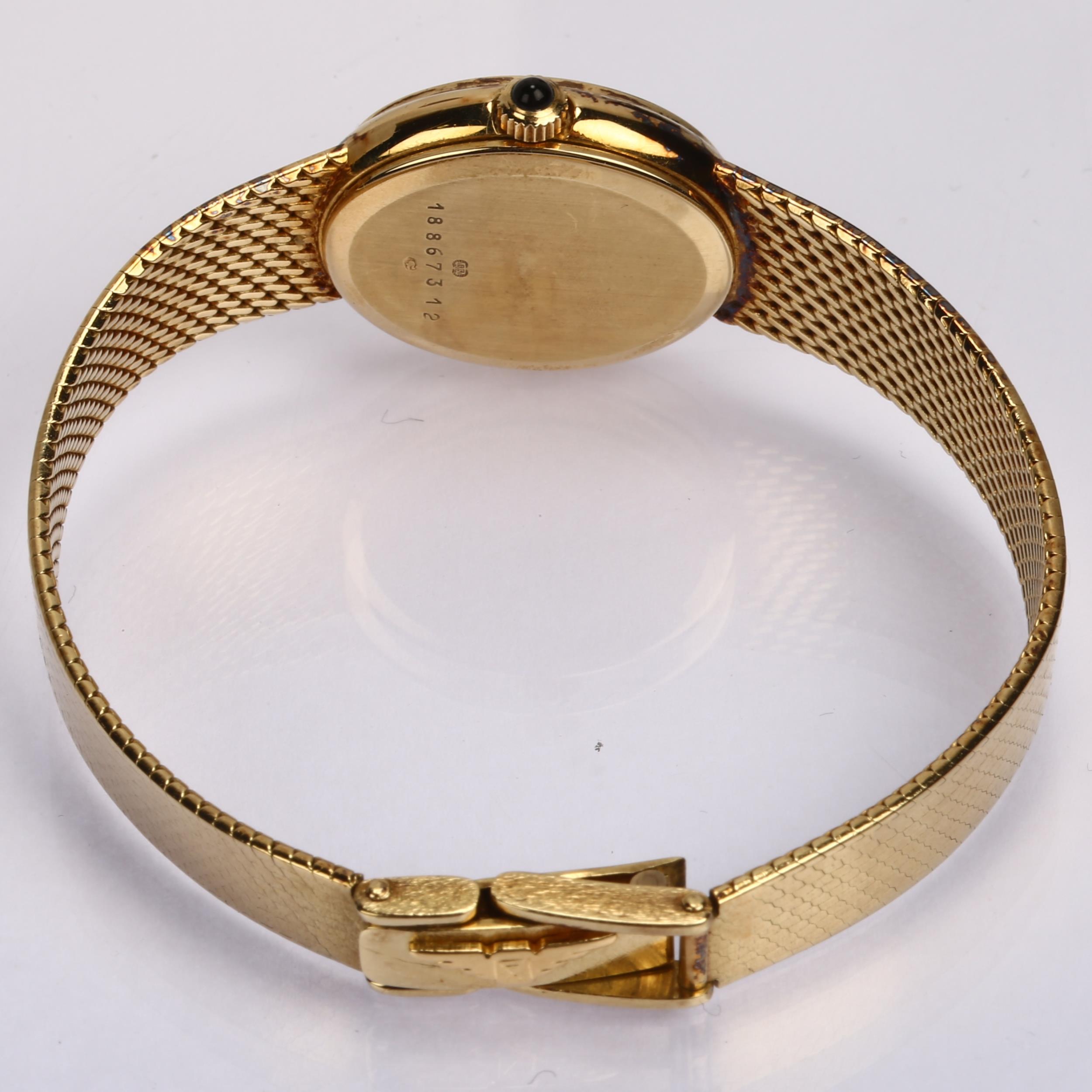 LONGINES - a lady's 14ct gold quartz bracelet watch, circa 1980s, champagne dial with applied gilt - Bild 4 aus 5