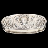 An Art Nouveau Edwardian silver dressing table jewellery ring box, Henry Matthews, Birmingham