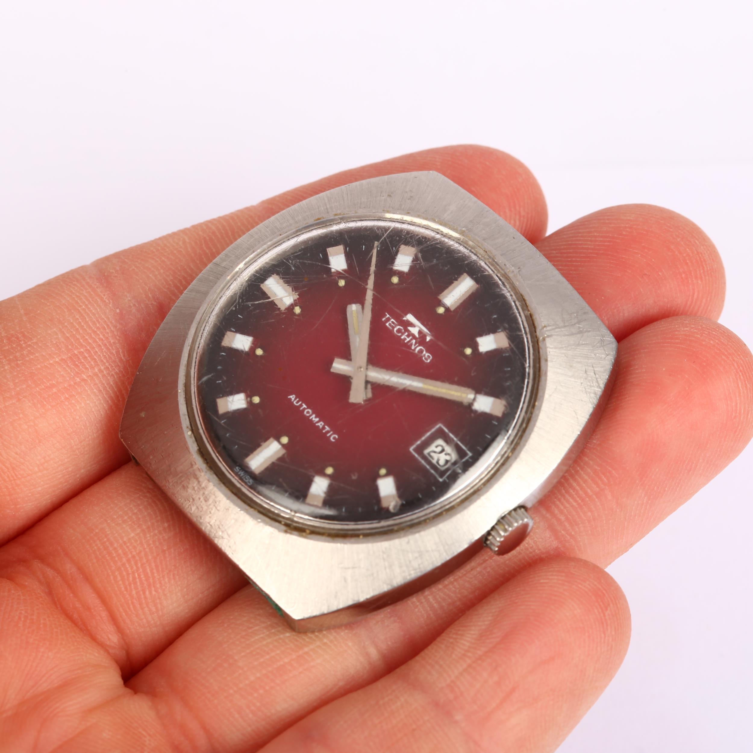 TECHNOS - a stainless steel automatic wristwatch head, ref. 10182, circa 1970s, red ombre dial - Bild 5 aus 5