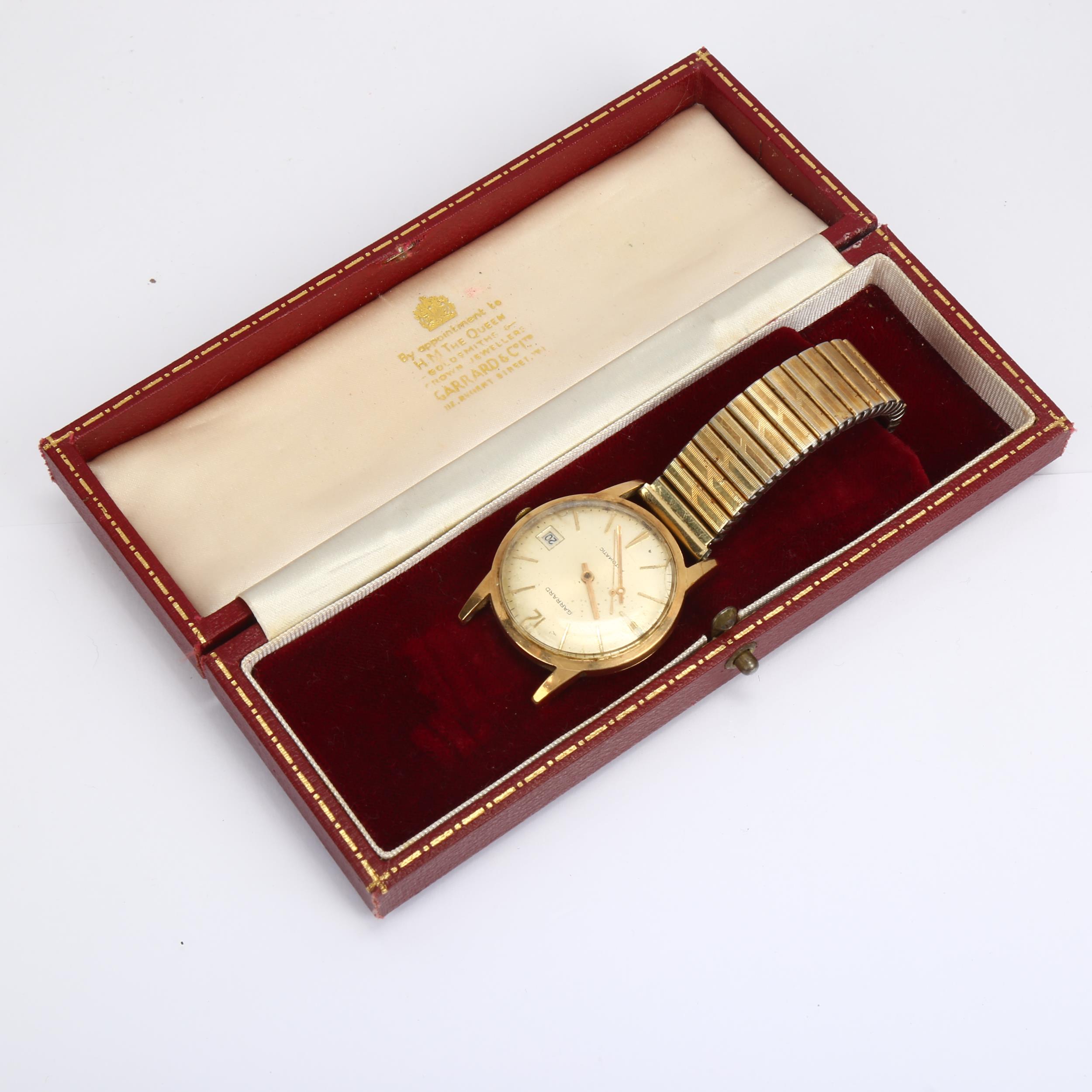 GARRARD - a 9ct gold automatic wristwatch, silvered dial with applied gilt baton hour markers and - Bild 5 aus 5