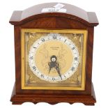 An Elliott clock by John Earthy, Newbury, with walnut case and brass dial, H15.5cm