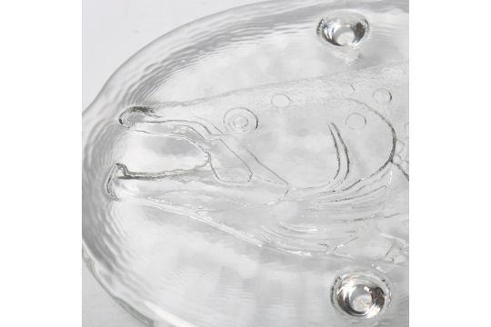 Staffen Gellerstedt for Pukeberg Glass, Sweden, a fish platter on 4 glass feet, with makers and - Image 2 of 4