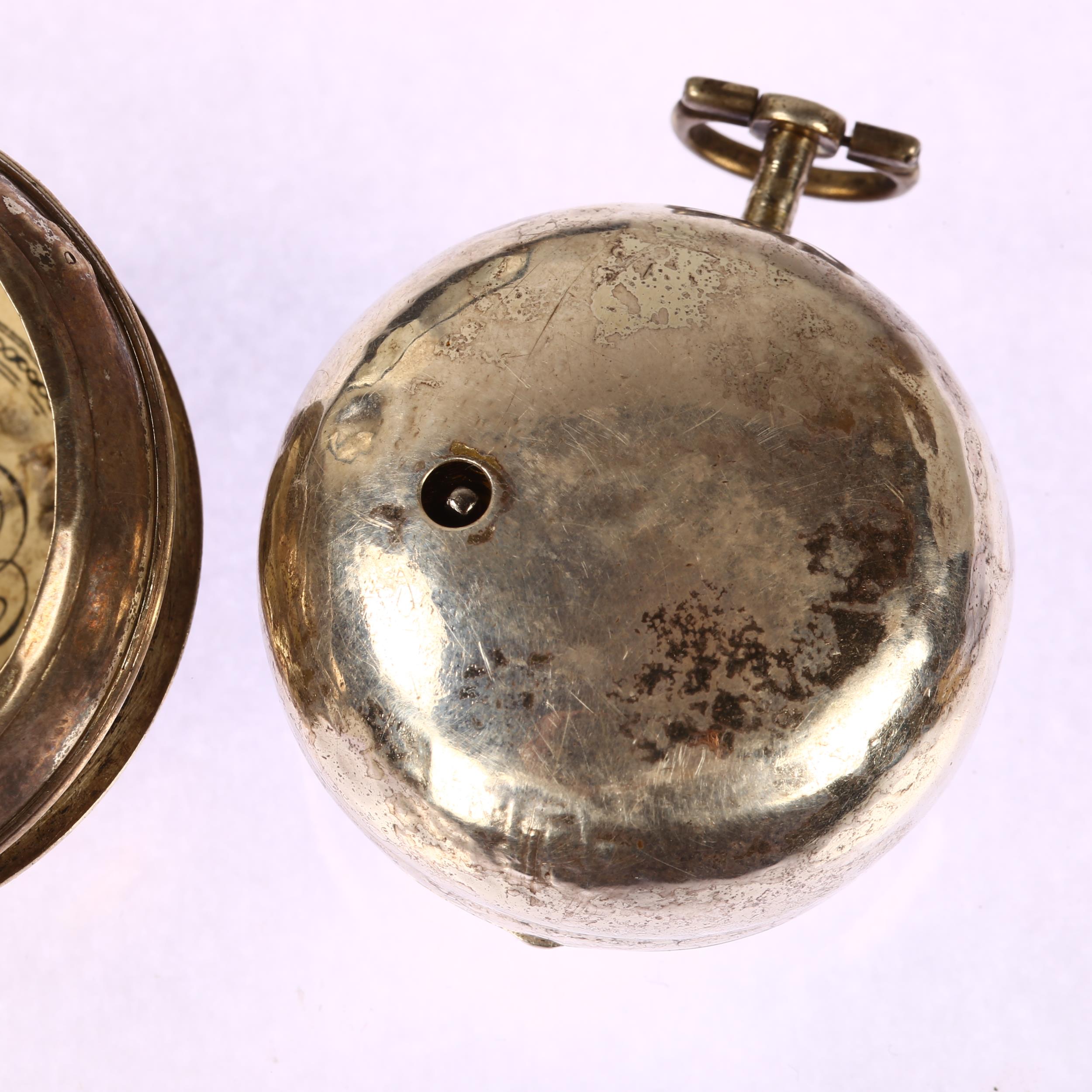 An early 19th century silver pair-cased open-face key-wind Verge pocket watch, Thomas Crook of - Image 5 of 5