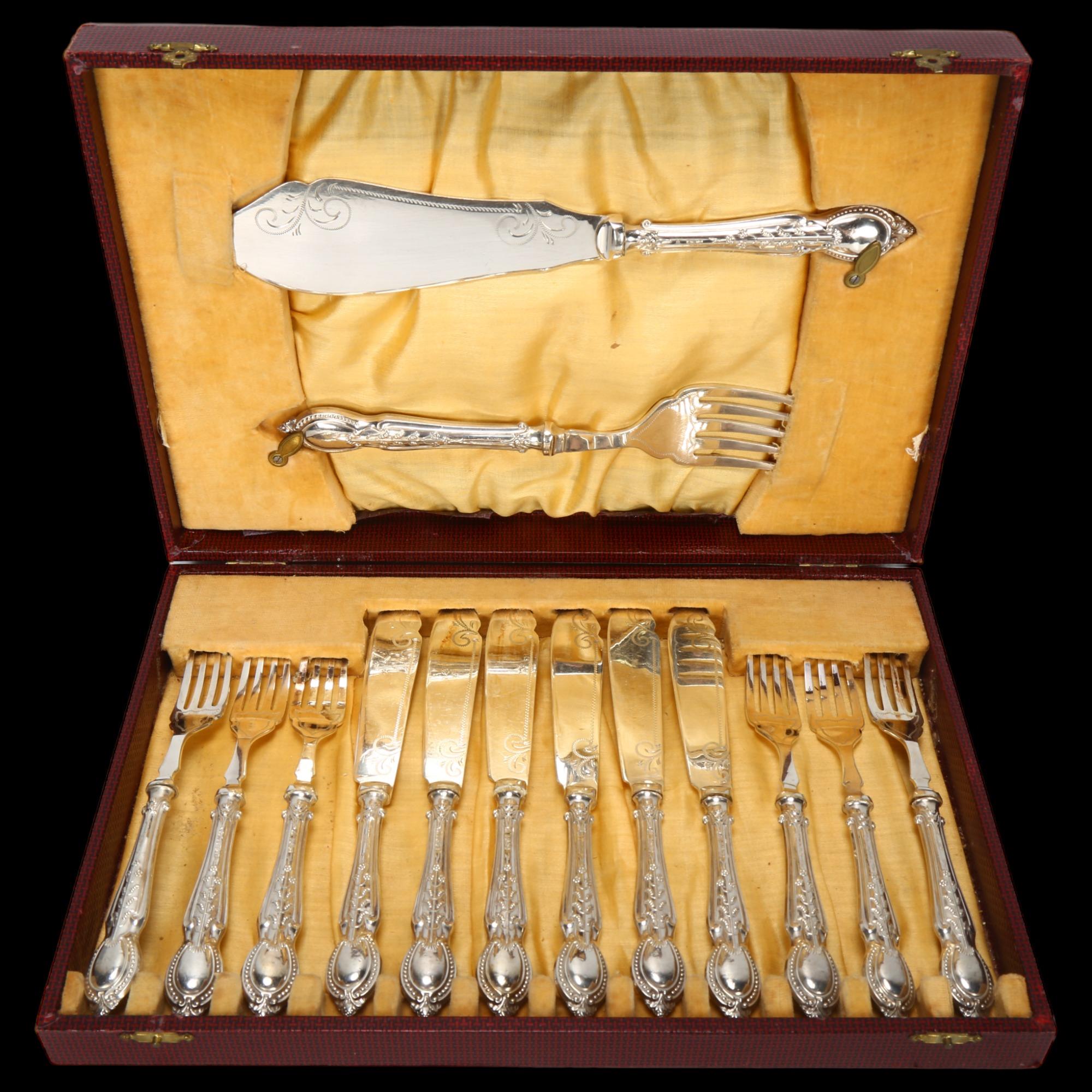 A cased set of George V silver-handled fish cutlery for 6 people, C H Beatson, Sheffield 1929, knife