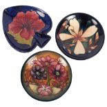 3 Moorcroft pin dishes, including 1 with Panache design, a second with floral decoration on bold