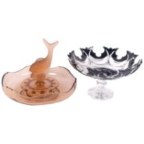 Art Deco pink glass table centre surmounted by dolphin, and a cut-crystal pedestal comport, 27.5cm