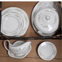 Wedgwood "Westbury" pattern dinner service