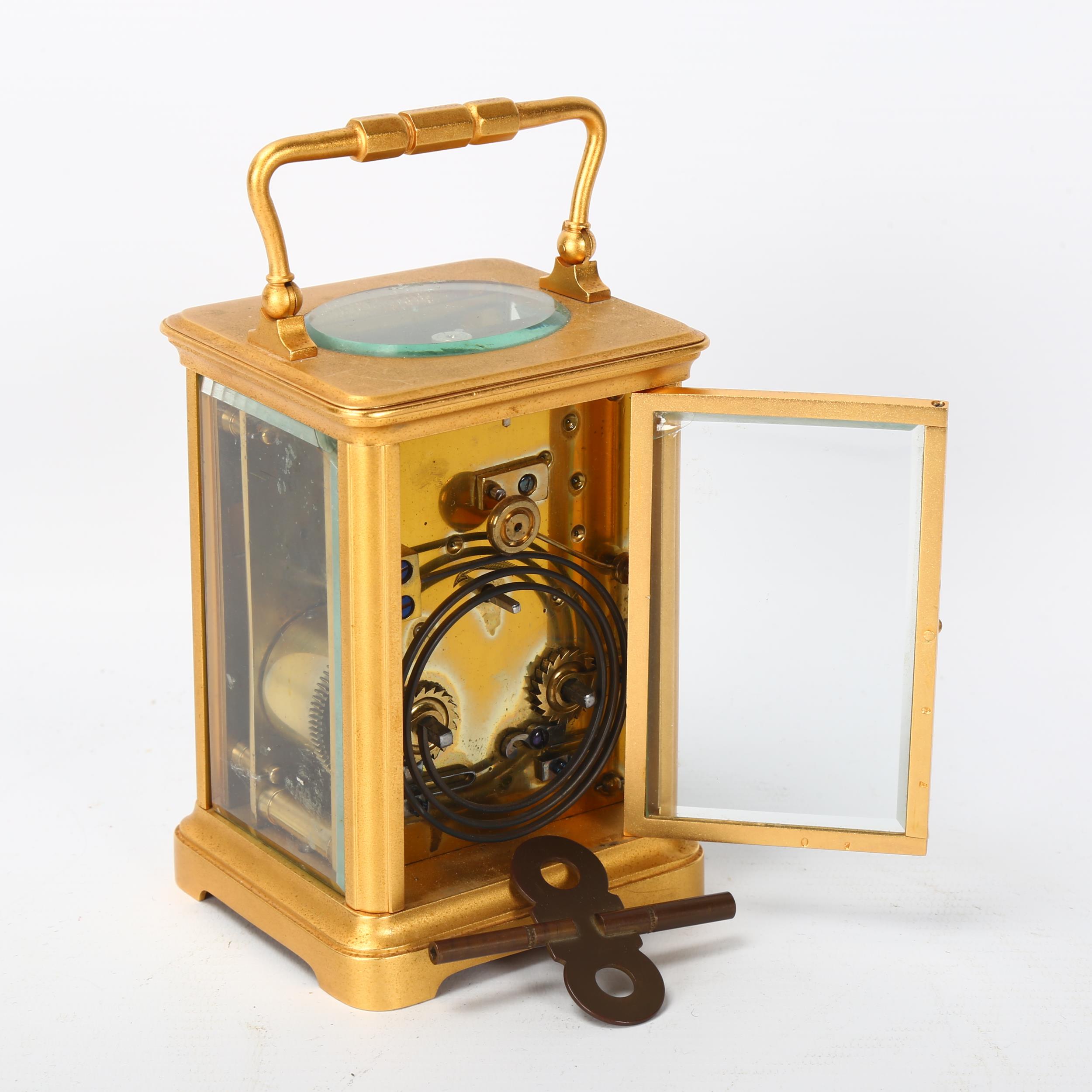 French gilt-brass carriage clock, enamel circular dial in gilded surround, 8-day movement striking - Image 3 of 3