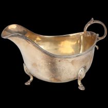 A George silver sauce boat, Adie Brothers Ltd, Birmingham 1923, reeded rim with C-shaped handle,
