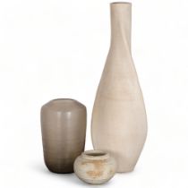 3 Pieces of mid-century glass and ceramics, including a large floor standing earthenware vase,