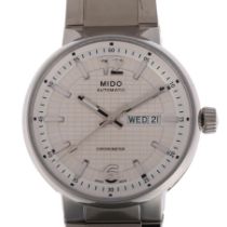 MIDO - a stainless steel Great Wall automatic calendar chronometer bracelet watch, ref. M017631,