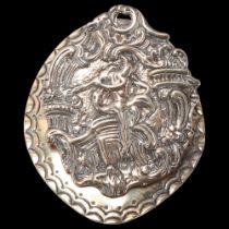 A late Victorian silver desk paper clip, Stuart Clifford, London 1899, relief embossed figural and