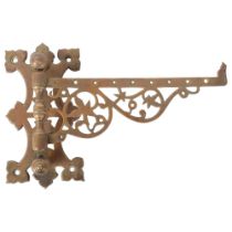 A Victorian cast-brass wall bracket with mount, H18cm