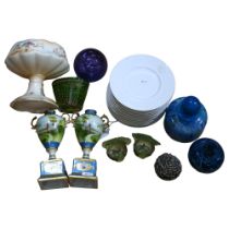 12 KPM Arkadia side plates, pair of Continental urns, 2-handled urns on plinth bases, Crown Devon