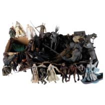 LORD OF THE RINGS - a large quantity of loose figurines from the Lord of the Rings film franchise,