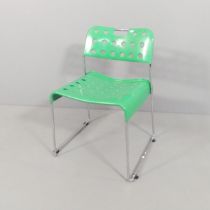 RODNEY KINSMAN FOR BIEFFEPLAST - A mid-century Omstak chair in green.