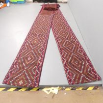 A very long two-layer Quashquai runner. 740x50cm material forms a very long bag, with a hole half