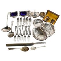 A tray of mixed silver plated ware, including a 3-section hors d'oeuvres dish, 4-piece cruet set,