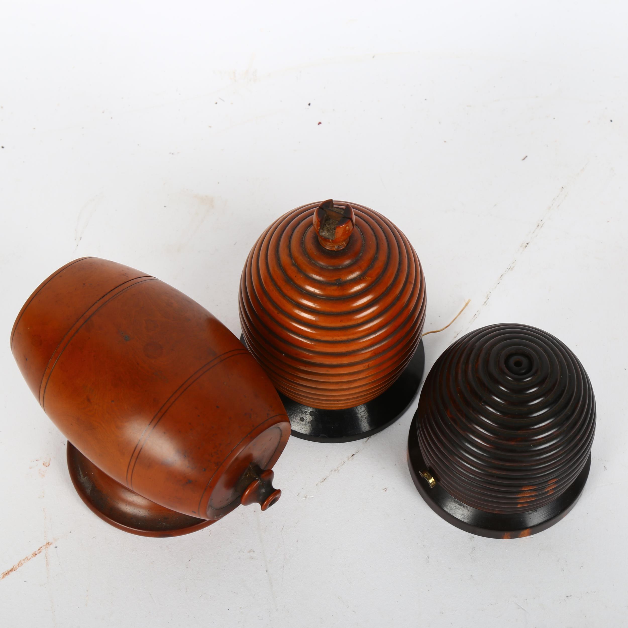 3 x 19th century treen string boxes, tallest height 9cm (3) All in good original condition, no - Image 4 of 4