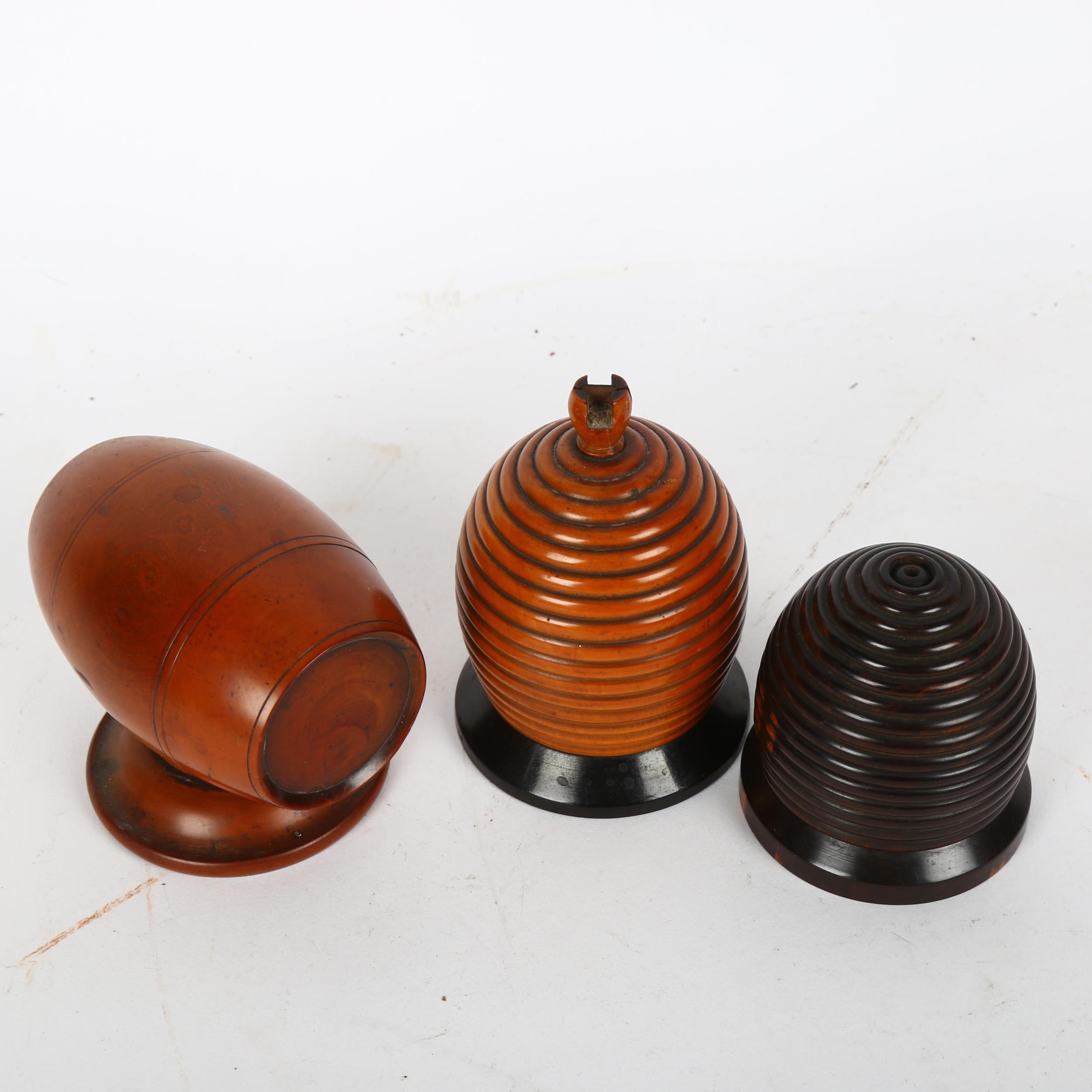 3 x 19th century treen string boxes, tallest height 9cm (3) All in good original condition, no - Image 2 of 4