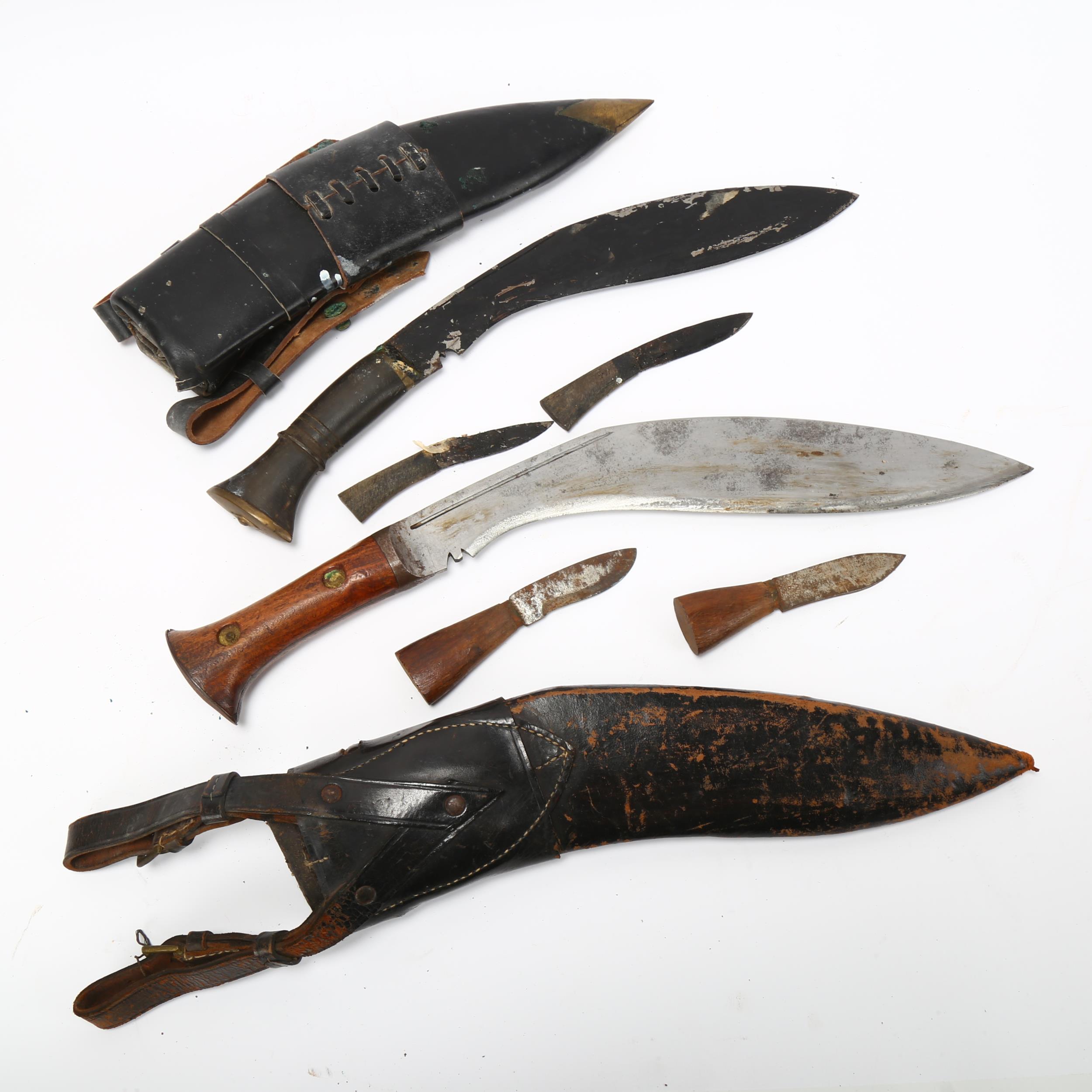 2 Second War Period kukri knives in leather sheaths, with original miniature knives - Image 2 of 3