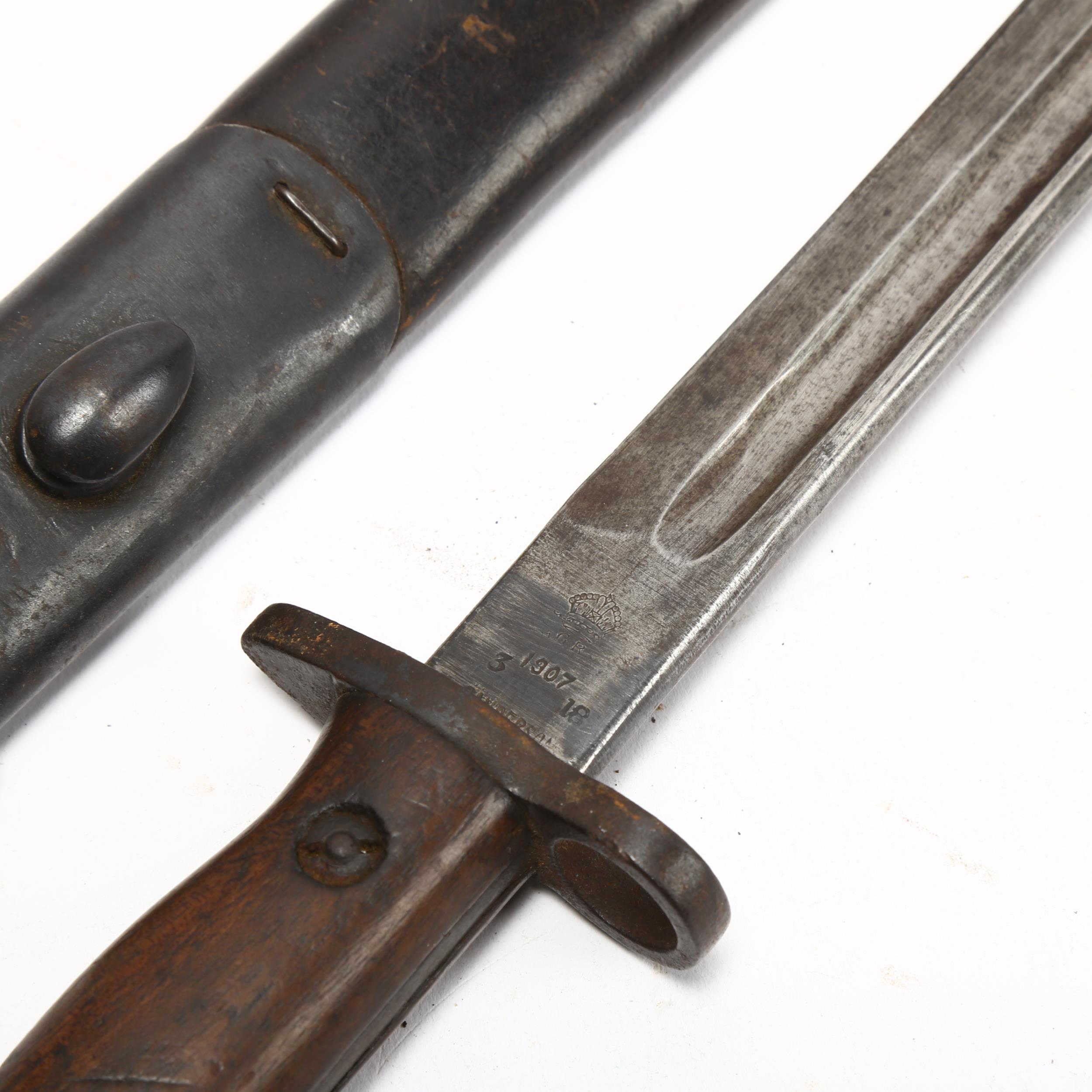 A Great War Sanderson 1907 pattern bayonet and scabbard - Image 3 of 3