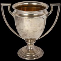 A George V silver 2-handled trophy cup, Garrard & Co Ltd of Calcutta and London, London 1926, 16.