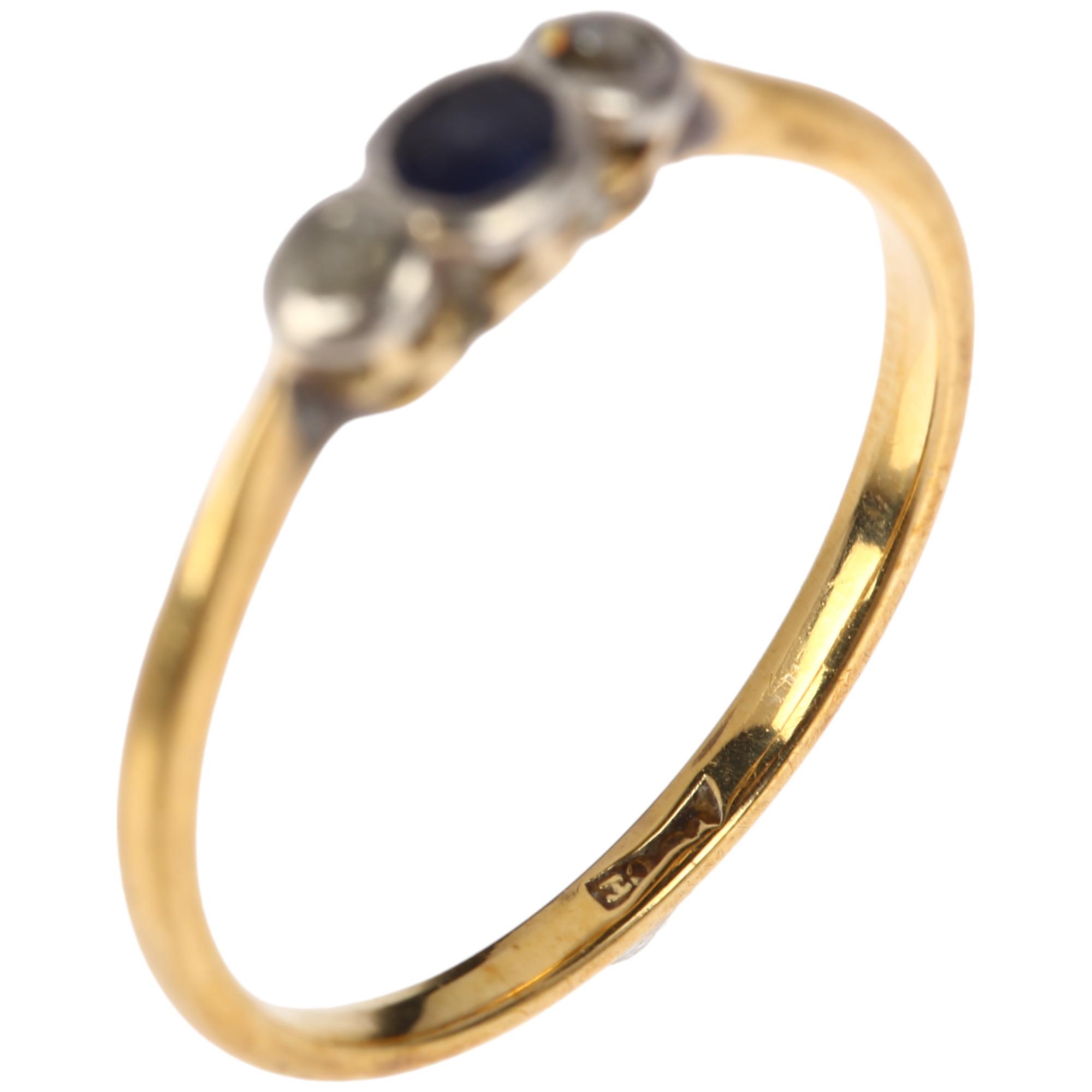 An early 20th century 18ct gold three stone sapphire and diamond ring, total diamond content - Image 2 of 4