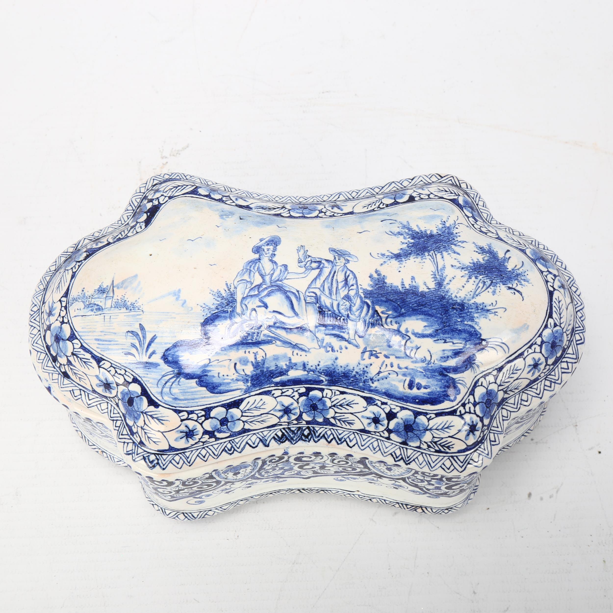 Delft blue and white pottery box and cover of shaped oval form, length 19cm, height 10cm Very - Image 2 of 3