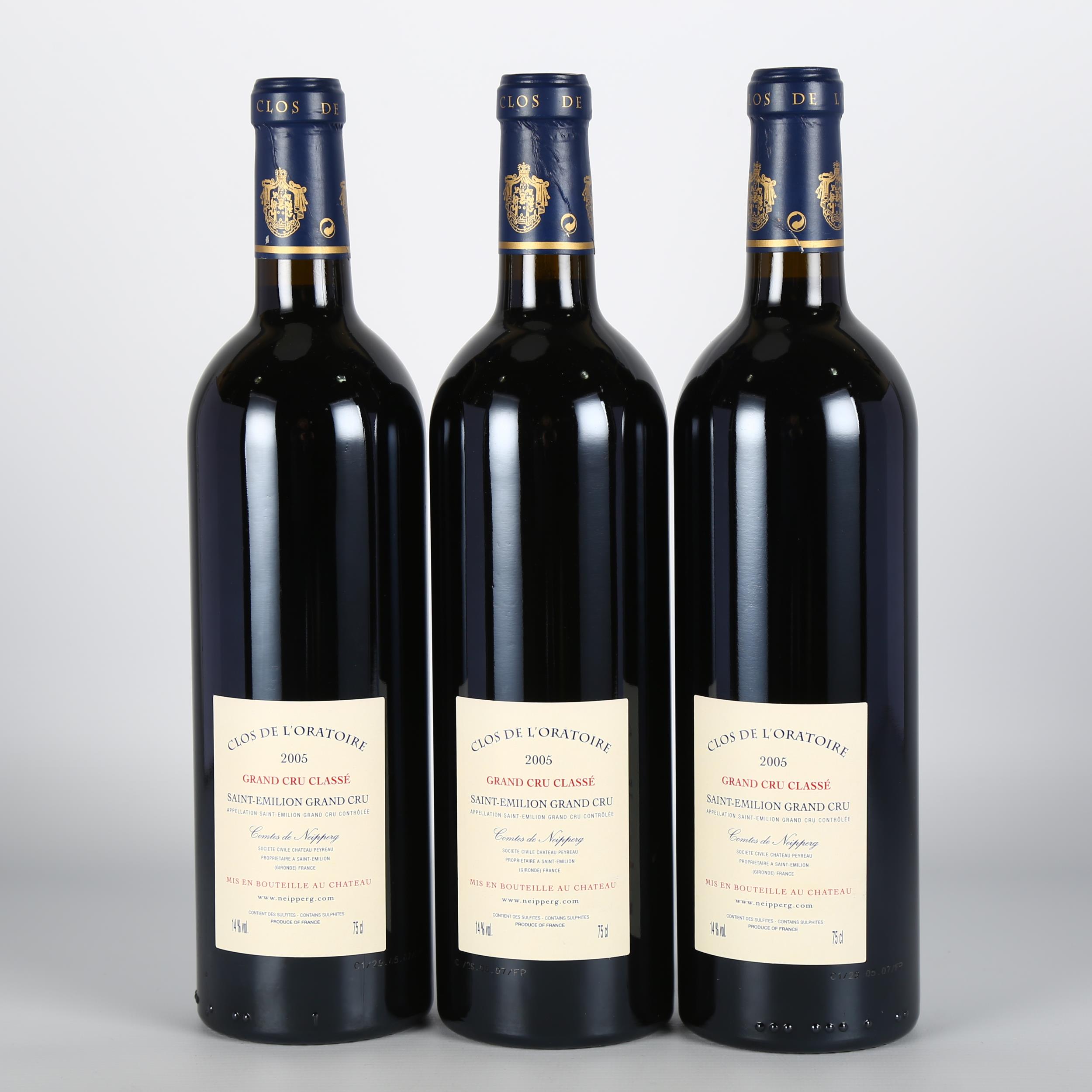 Clos de l'Oratoire 2005, St Emilion Grand Cru x 3 bottles. 94 points Wine Advocate. Bordeaux red - Image 2 of 3