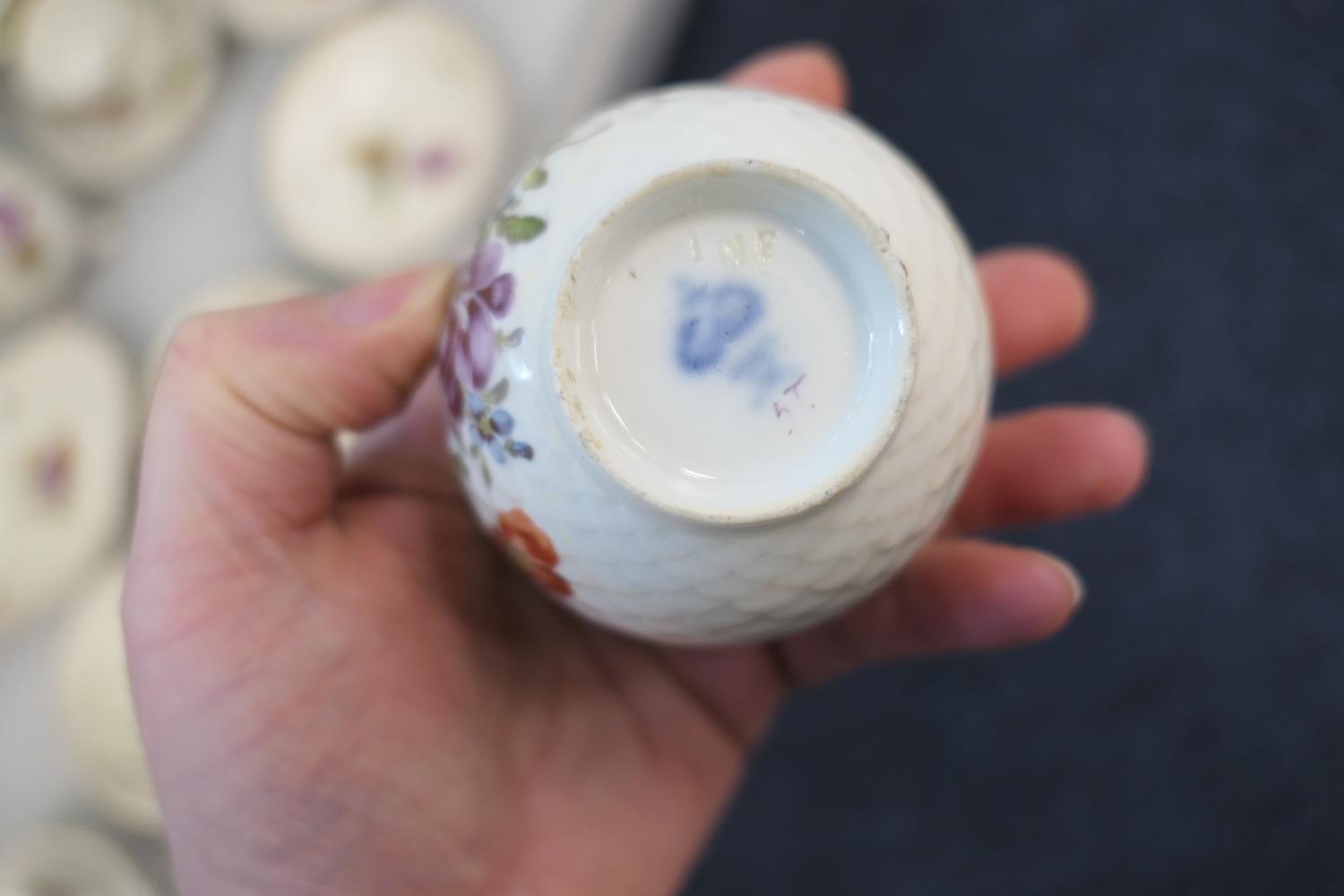 Quantity of Ludwigsburg porcelain tea wares, decorated throughout with Deutsche Blumen against a - Image 5 of 7