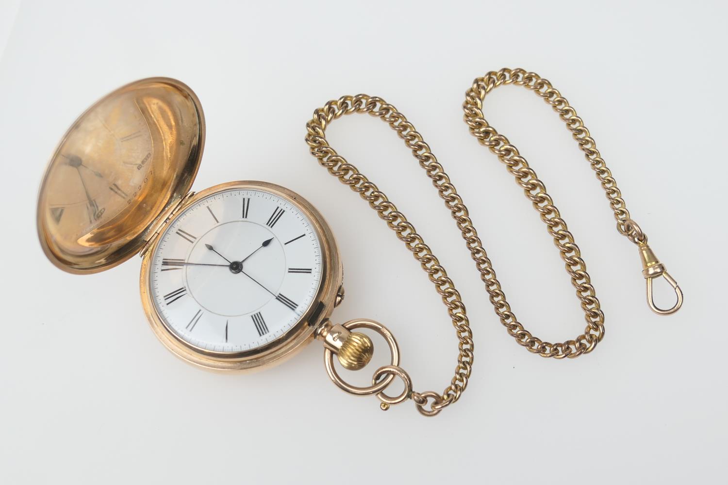 George V 9ct gold hunter pocket watch, Chester 1925, plain case, white enamelled 42mm dial with