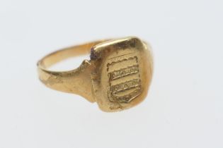 Yellow gold seal signet ring, testing as 18ct, size T, weight approx. 6.3g (Please note condition is