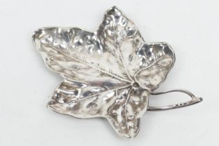 Late Victorian silver leaf dish, maker N&W, Birmingham 1899, 17.5cm, weight approx. 86g (Please note