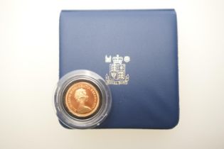 1979 United Kingdom gold sovereign, (Royal Mint Bullion), weight 7.98g (Please note condition is not