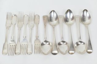 Set of six William IV silver Old English pattern dessert spoons, by Jonathan Hayne, London 1832,