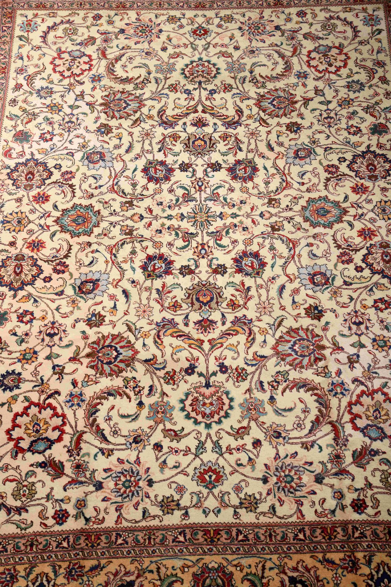 A Tabriz carpet - Image 2 of 4