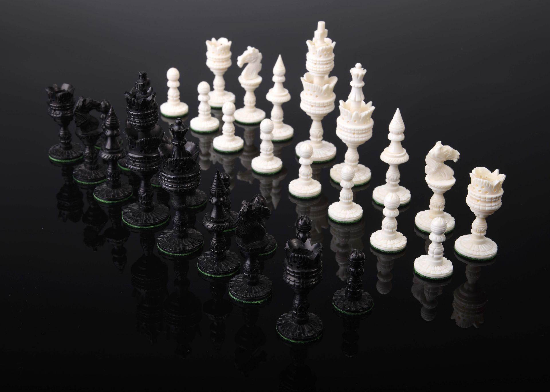 Chess Pieces "Selenus"