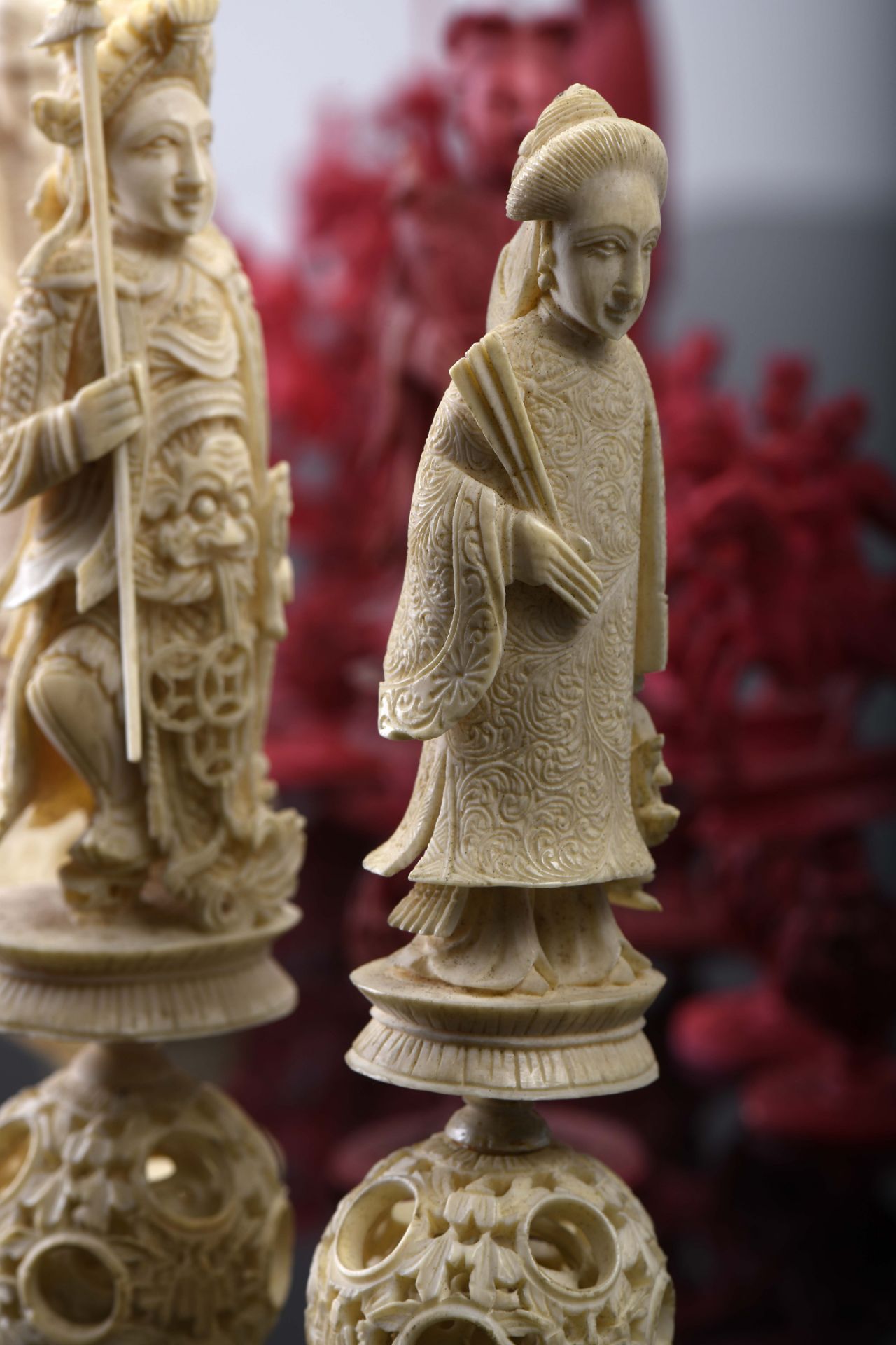 Chess pieces - Image 6 of 10