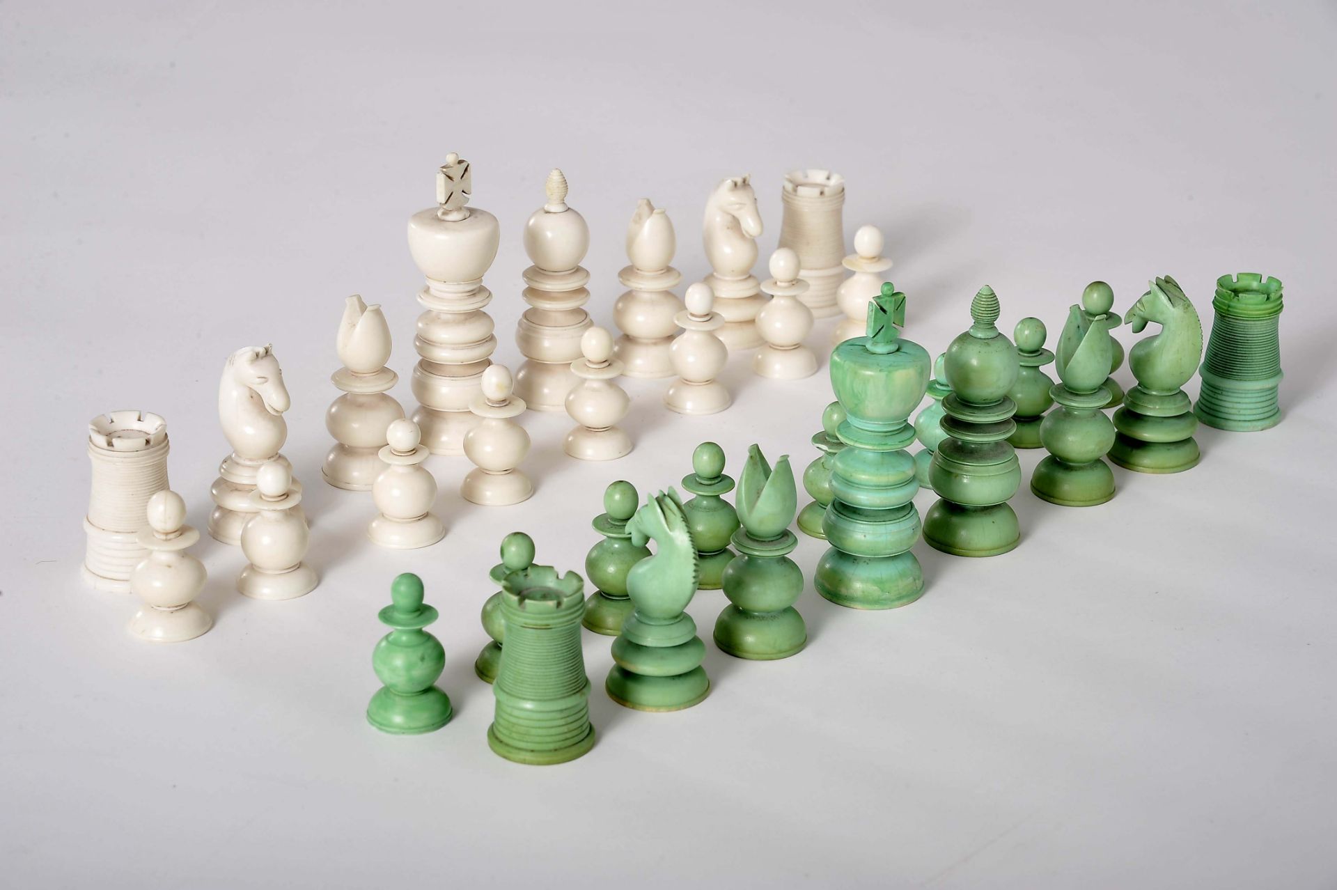 Chess pieces "Saint George" pattern - Image 2 of 7