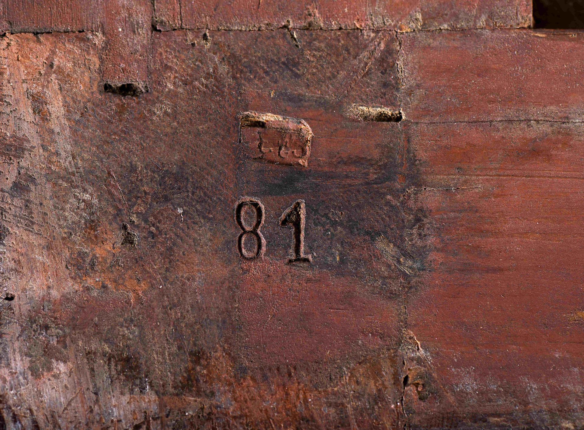 A pair of chest of drawers - Image 9 of 12