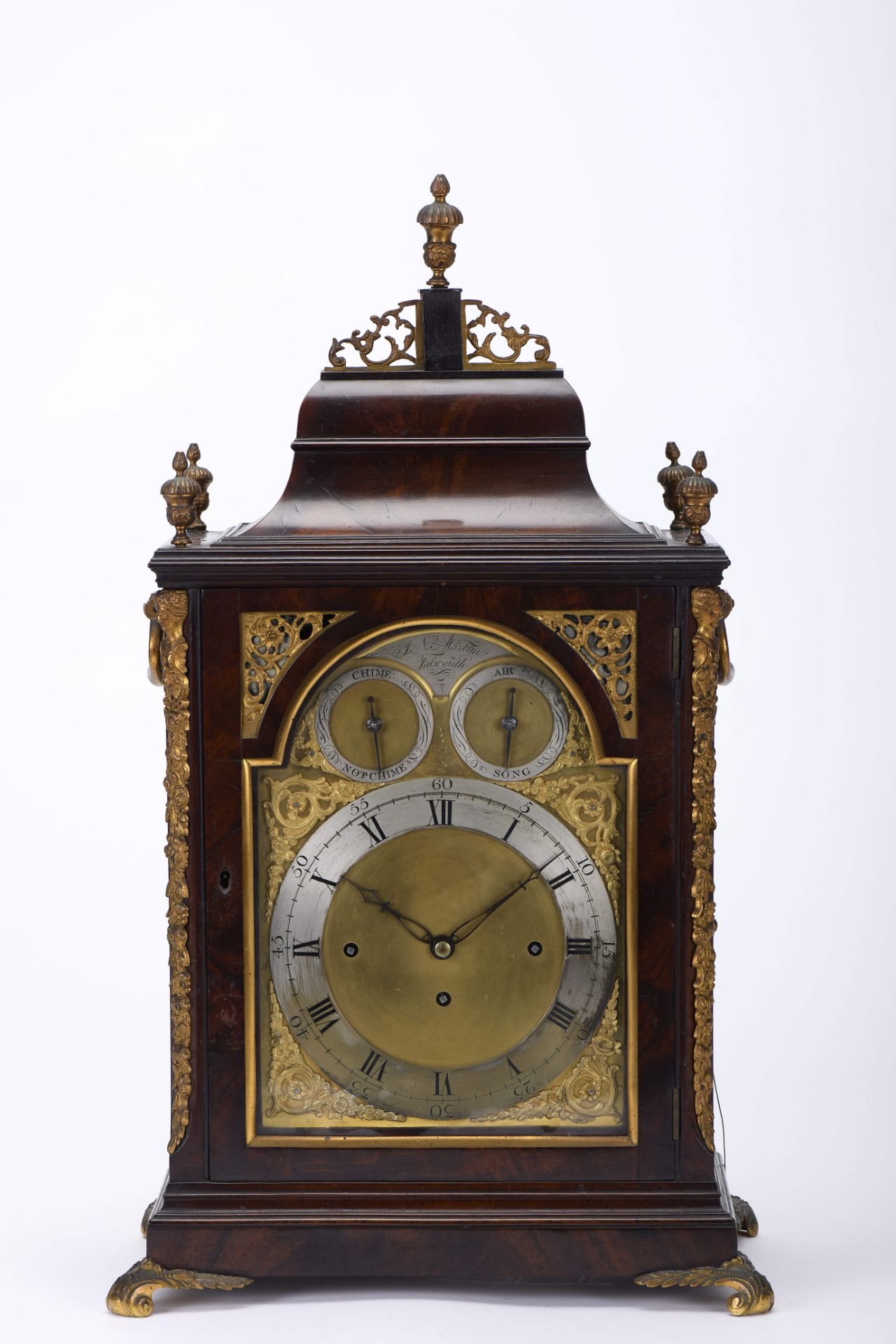 A table clock