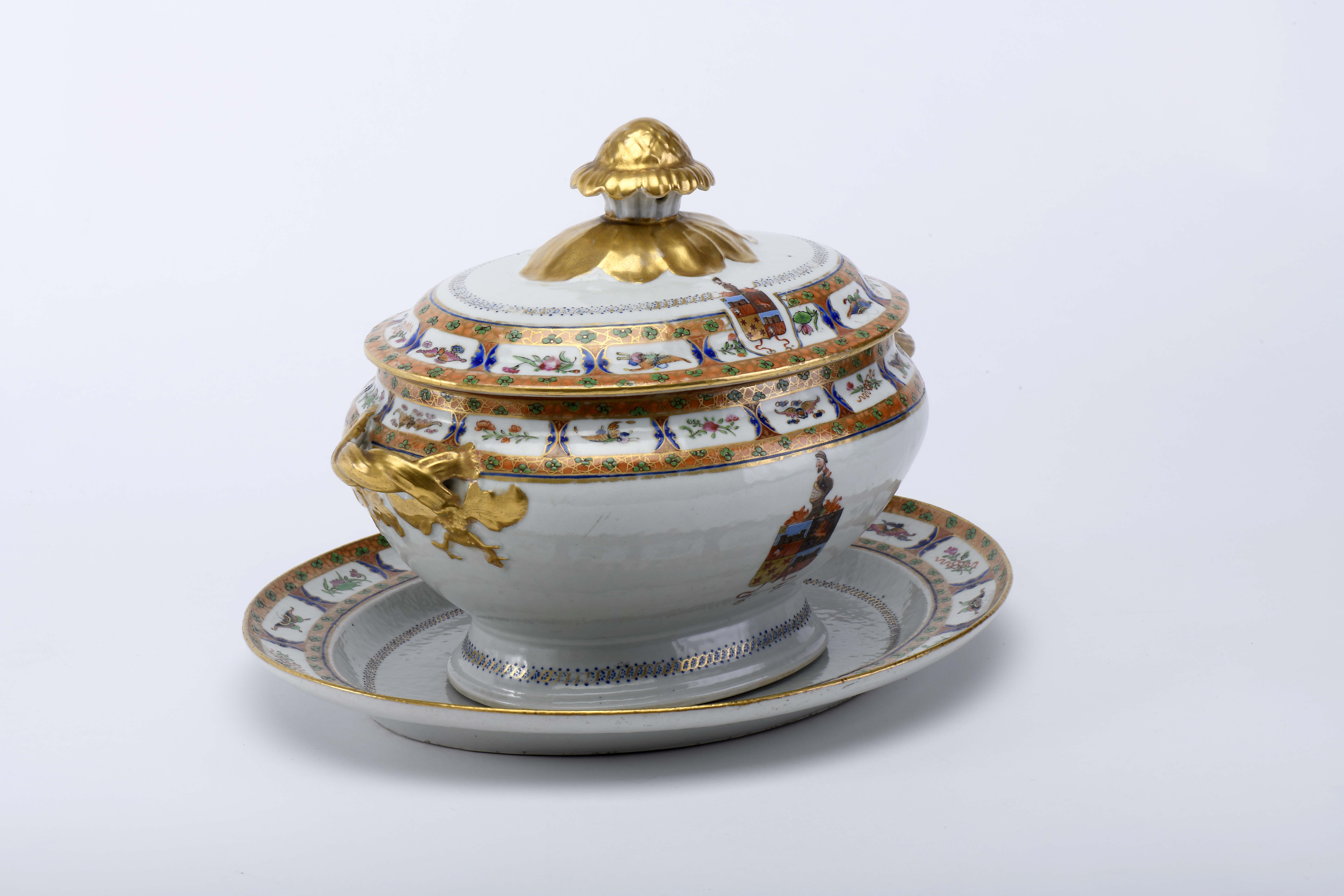 An oval tureen with stand - Image 3 of 3
