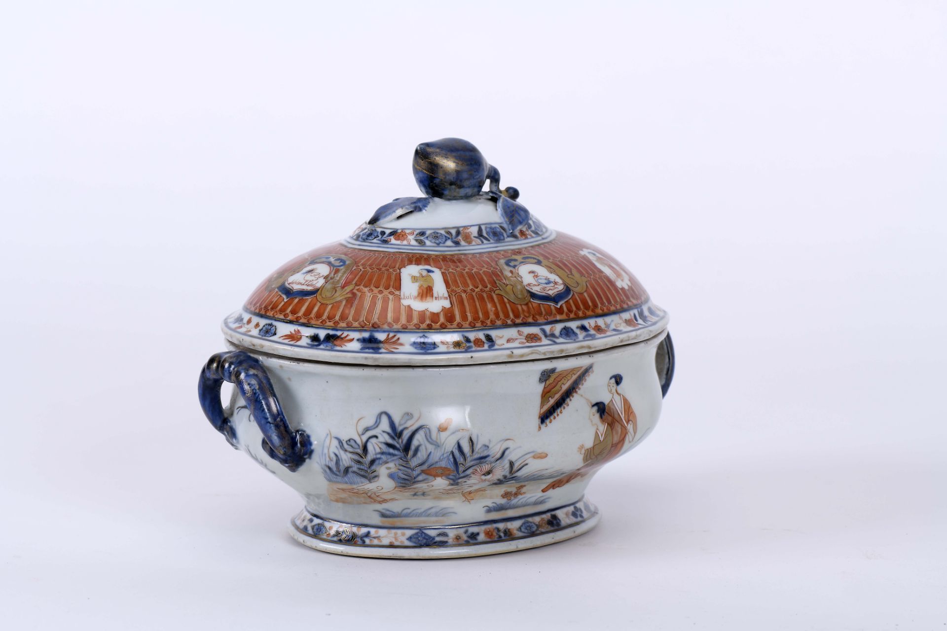 An oval tureen - Image 2 of 3