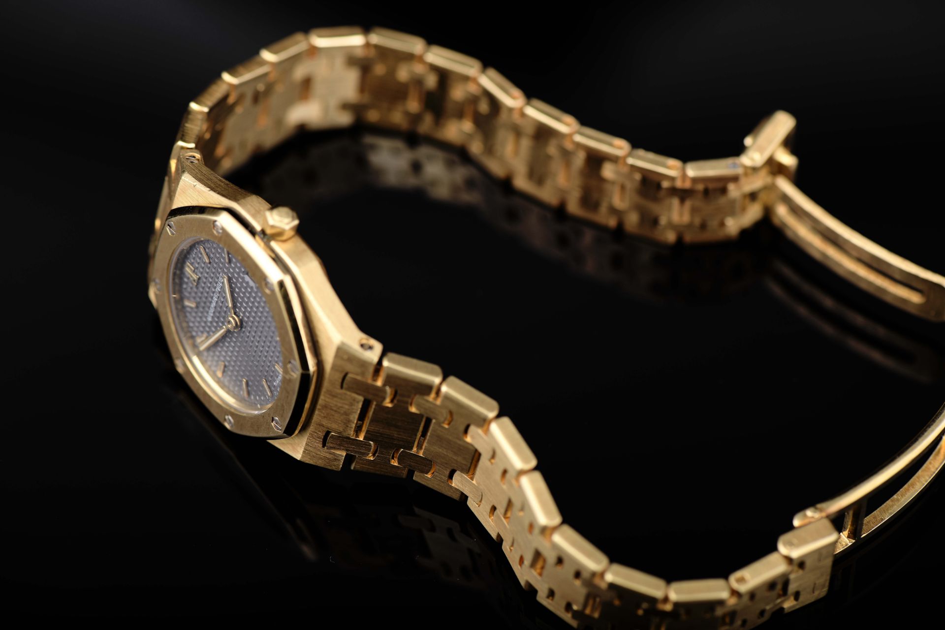 An AUDEMAR PIGUET wristwatch - model ROYAL OAK - Image 2 of 6