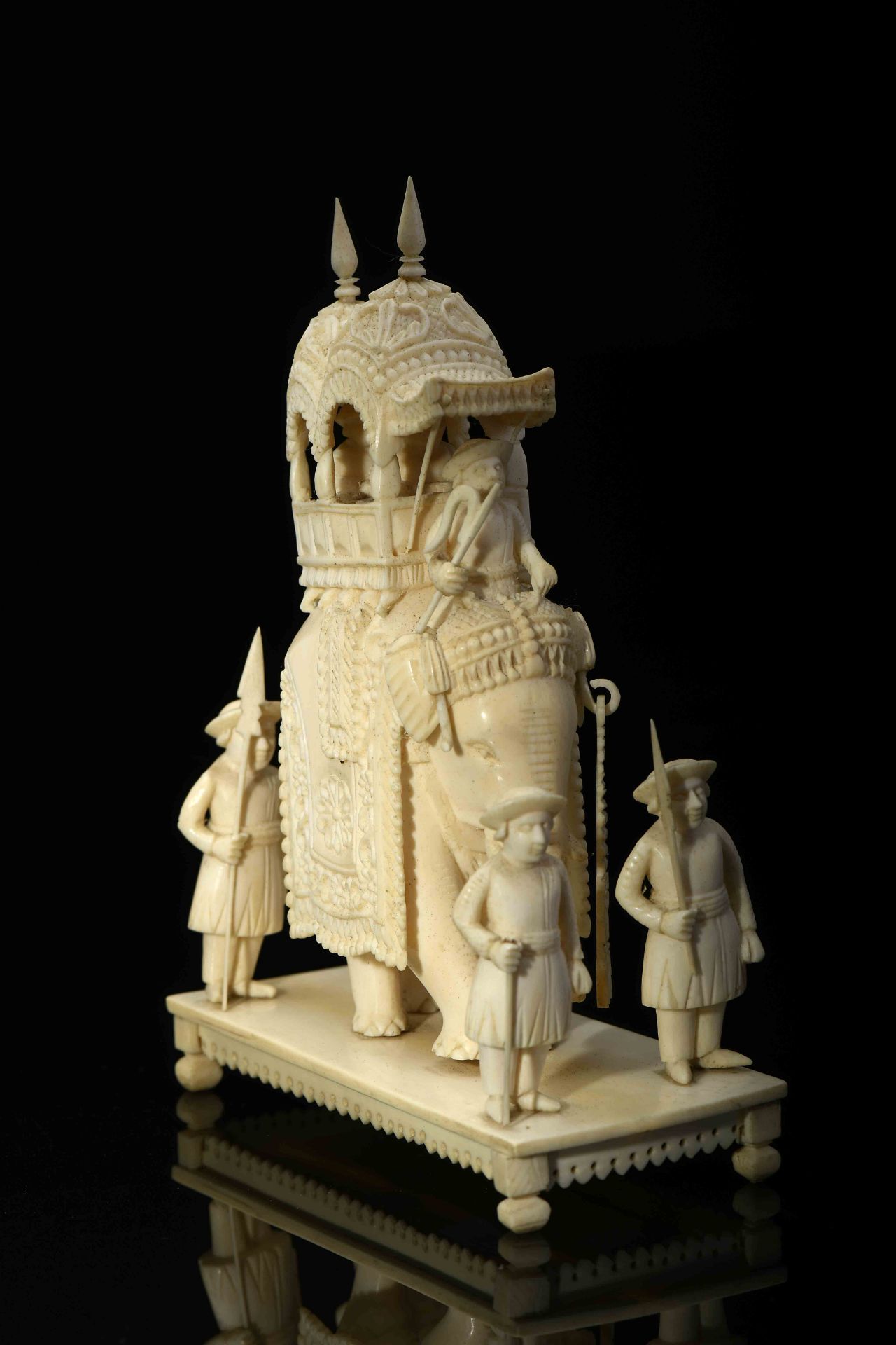 Chess piece - Figures, elephant with «howdah»