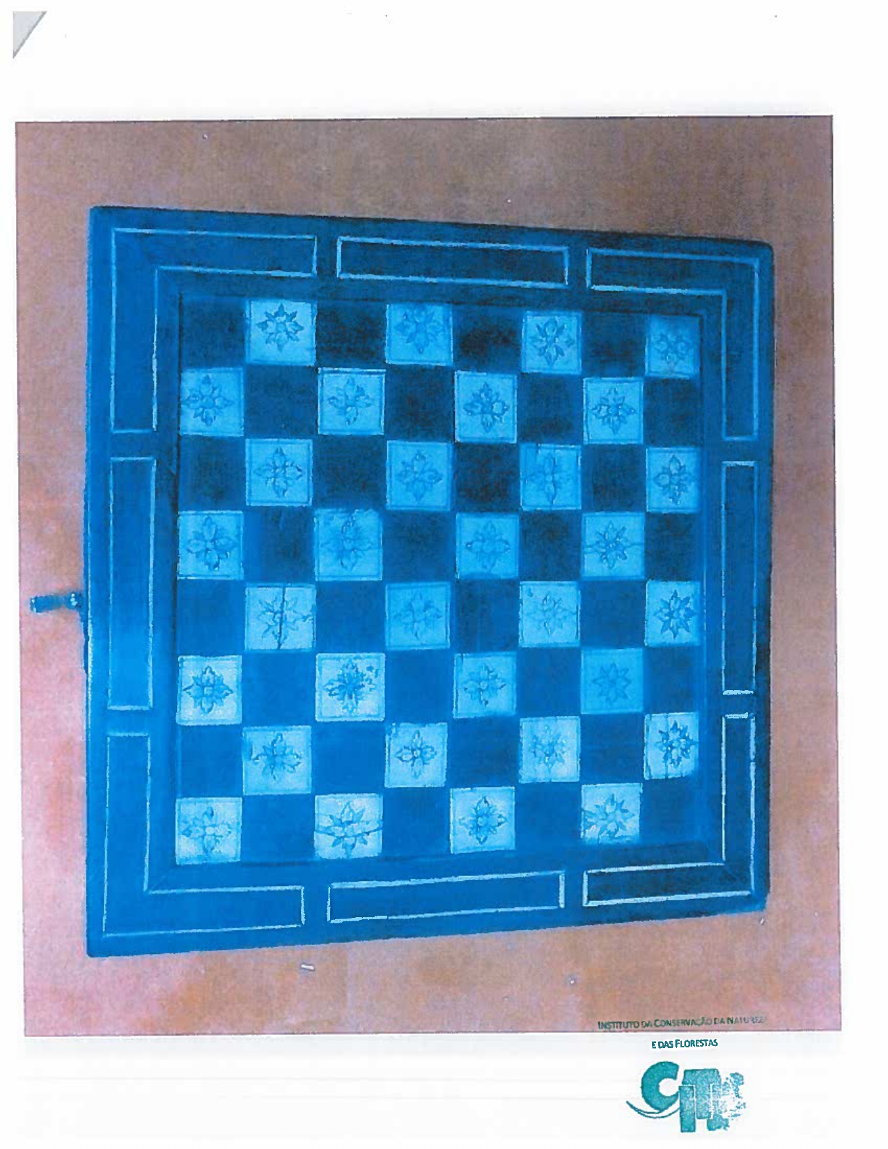 Chess, Backgammon and Nine Men’s Morris (Mill game) board articulated and closing in the shape of a  - Image 6 of 9